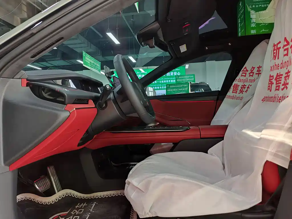 XIAOMI CAR XIAOMI SU7