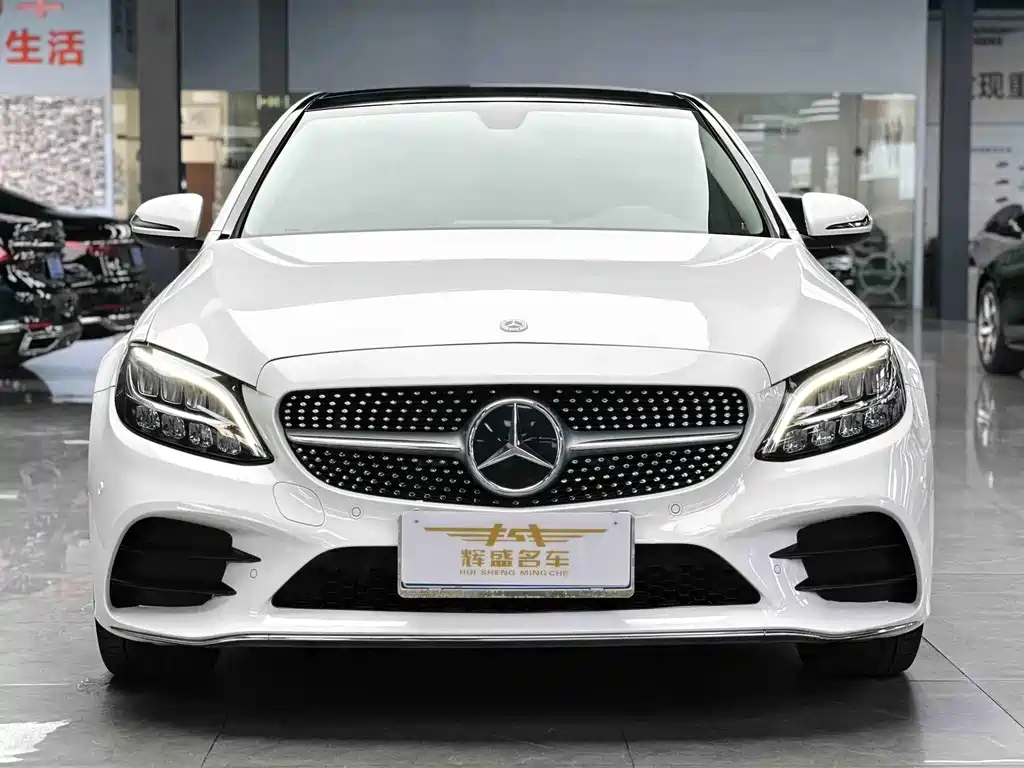 Mercedes-Benz C-Class — миниатюра 2