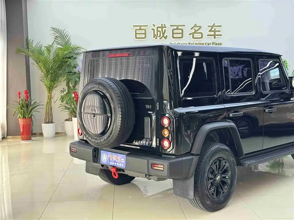 212 T01 2024 2.0T