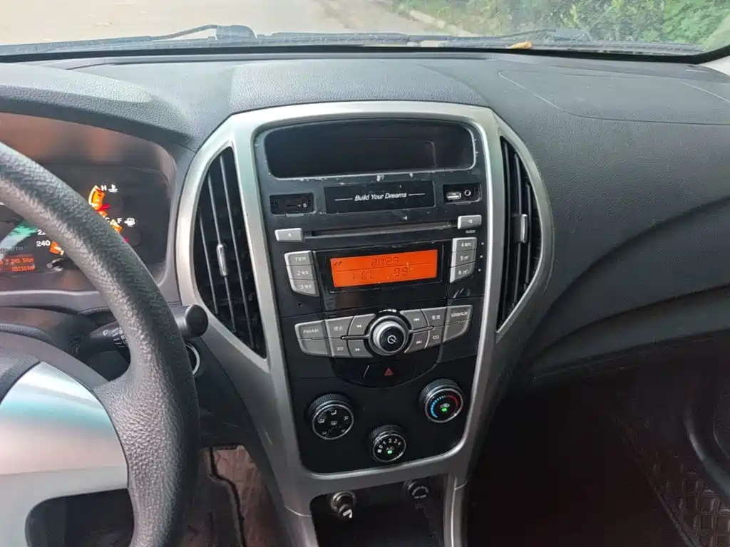BYD F3 — миниатюра 13
