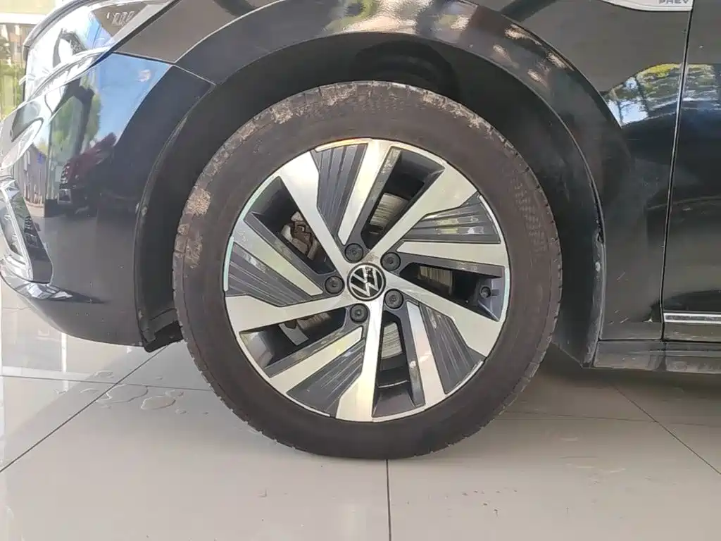 Volkswagen 帕萨特插电混动 — миниатюра 23
