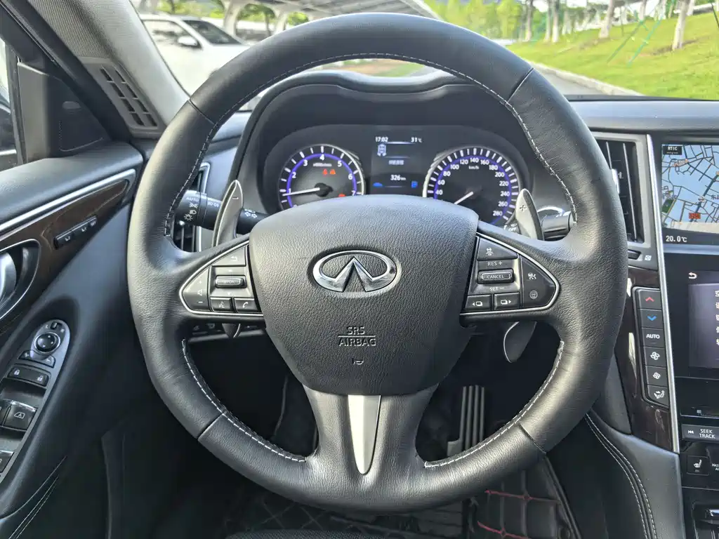 Infiniti Q50L 2015 2.0T Luxury Sport