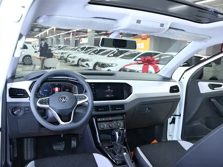 VOLKSWAGEN EXPLORING THE SHADOW