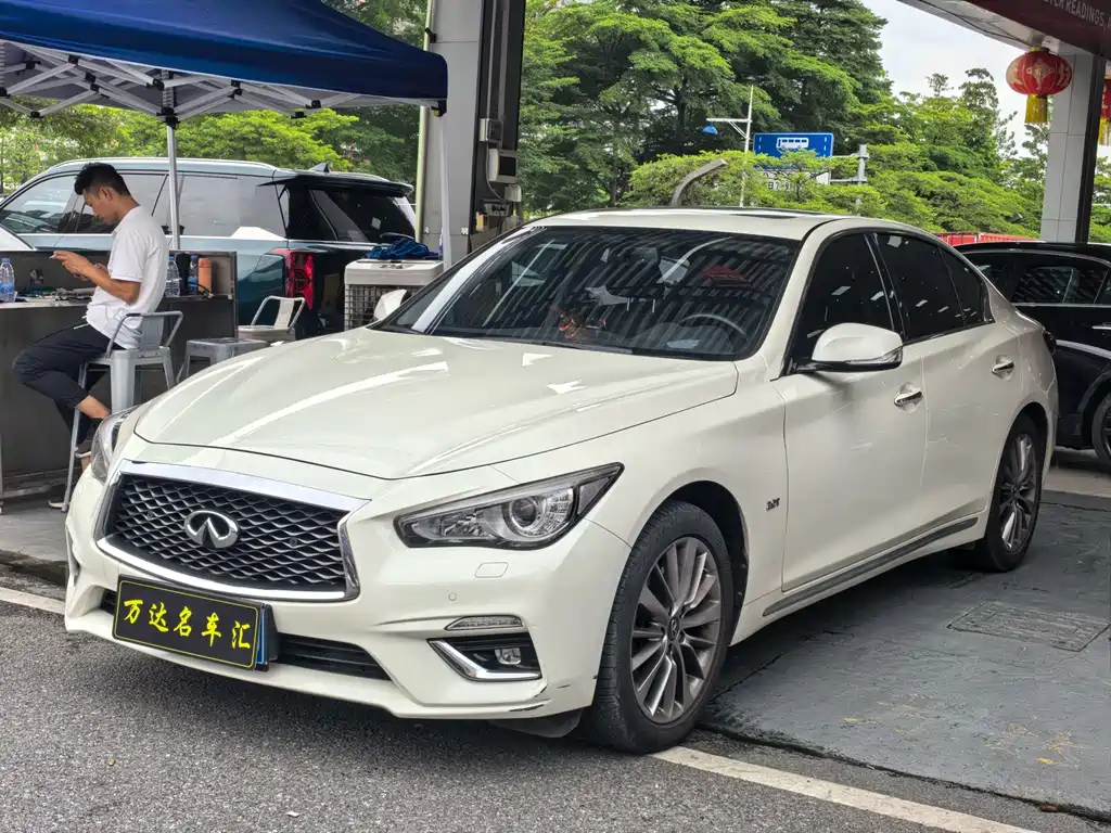 Infiniti Q50L 2021 2.0T Comfort Enjoy Edition