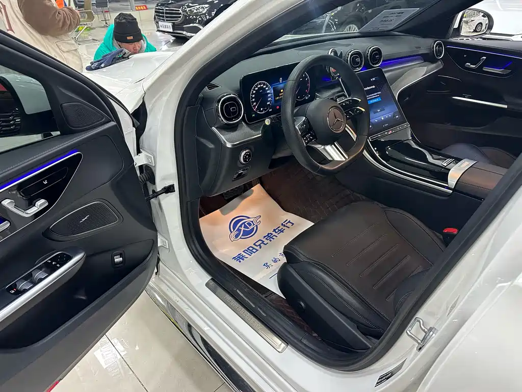 MERCEDES-BENZ C CLASS