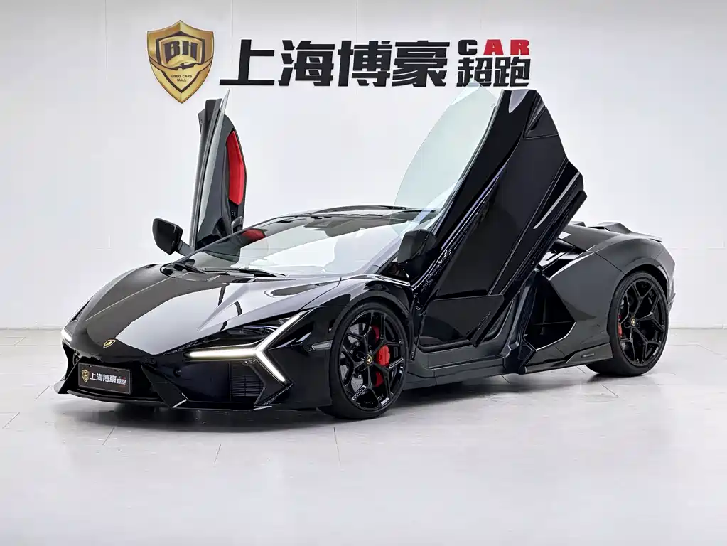 Lamborghini Revuelto 2025