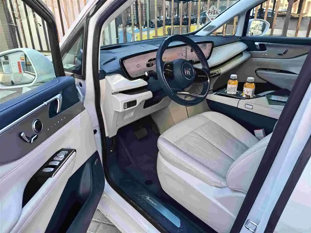 BUICK GL8 NEW ENERGY