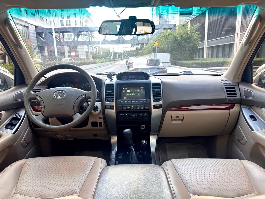 Toyota Land Cruiser Prado 2006 4.0L AT VX NAVI