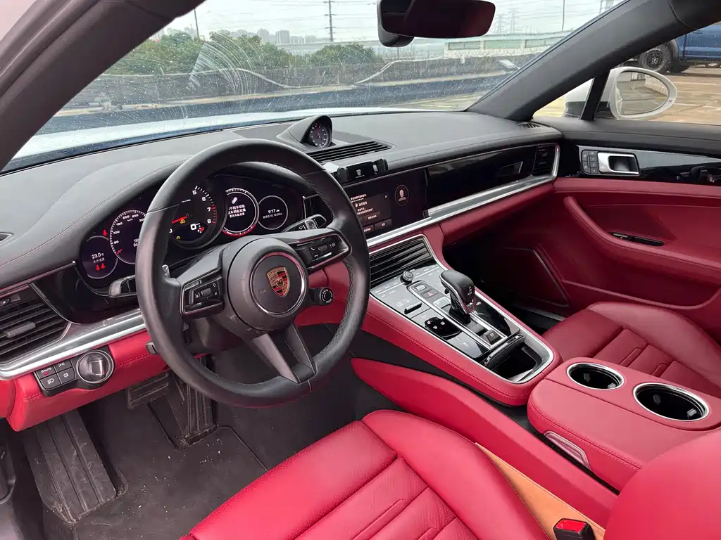 Porsche Panamera — миниатюра 4