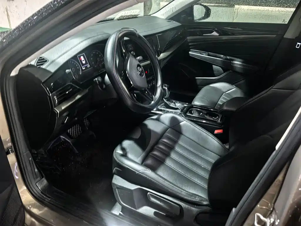 Volkswagen Passat 2019 430PHEV Elite