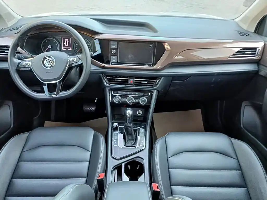 Volkswagen Tharu — миниатюра 9