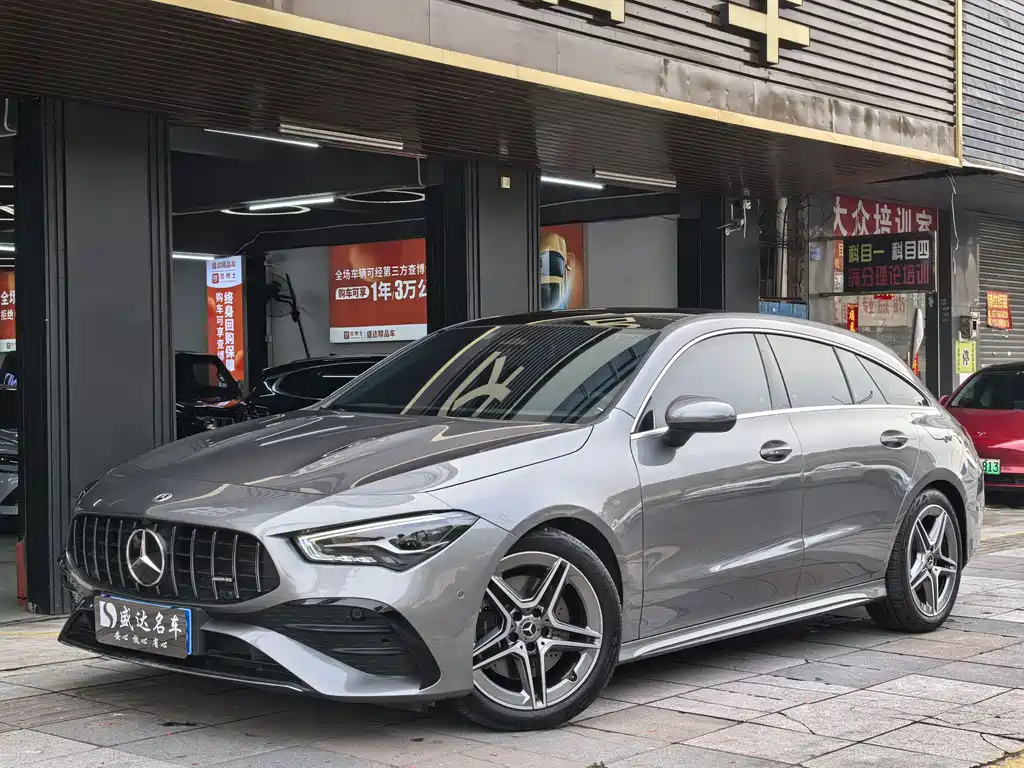 MERCEDES-BENZ CLA