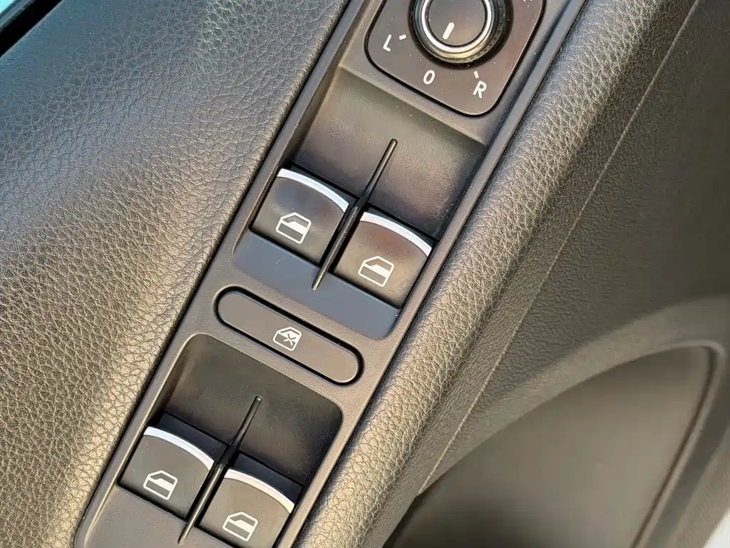 Volkswagen Tiguan — миниатюра 8