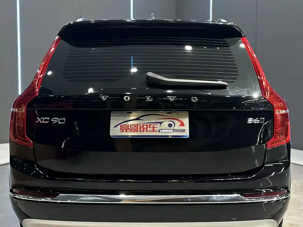 Volvo XC90 — миниатюра 7