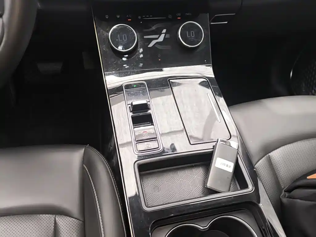 Exeed Zhaofeng C-DM — миниатюра 10