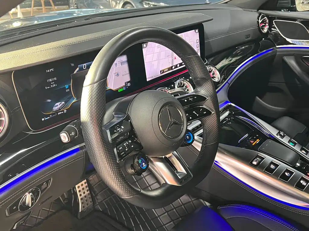 MERCEDES-BENZ AMG GT