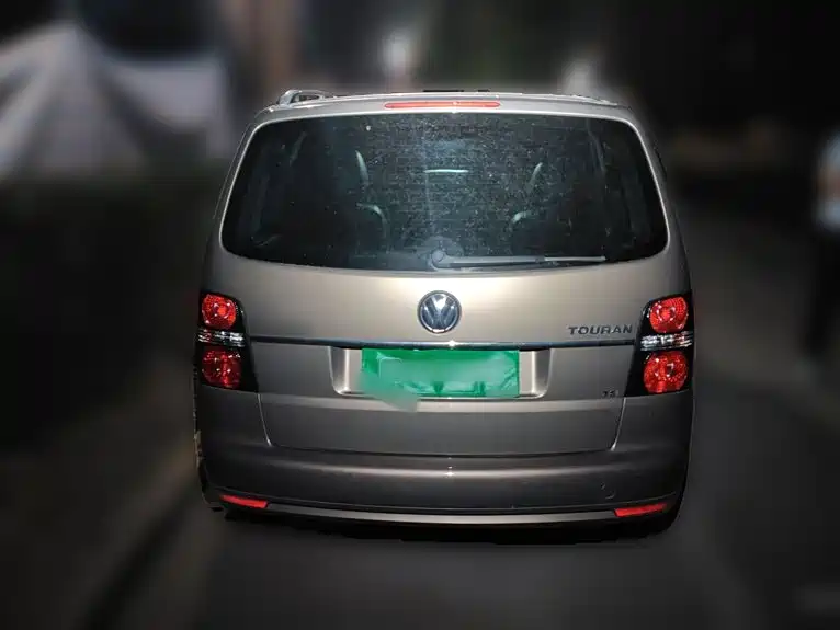 Volkswagen Touran — миниатюра 4