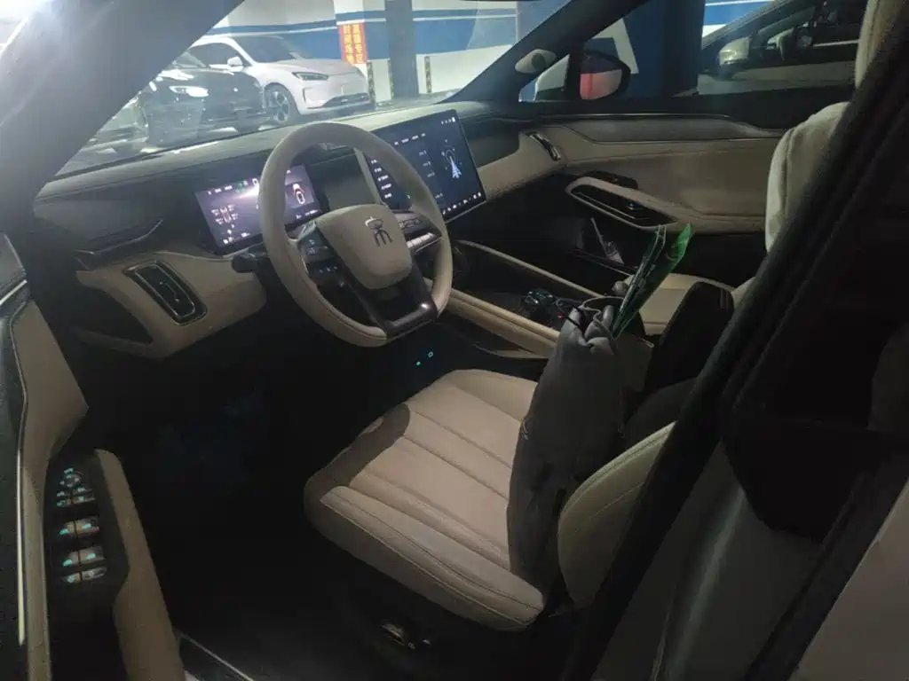BYD L EV — миниатюра 15