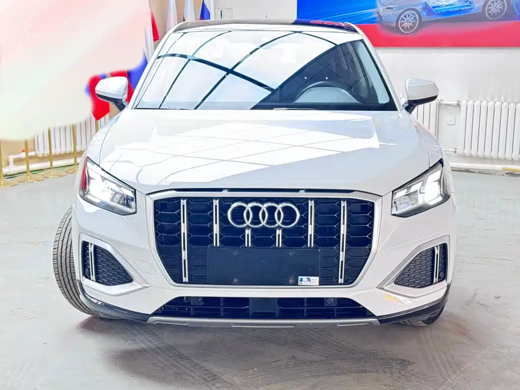 Audi Q2L — миниатюра 2
