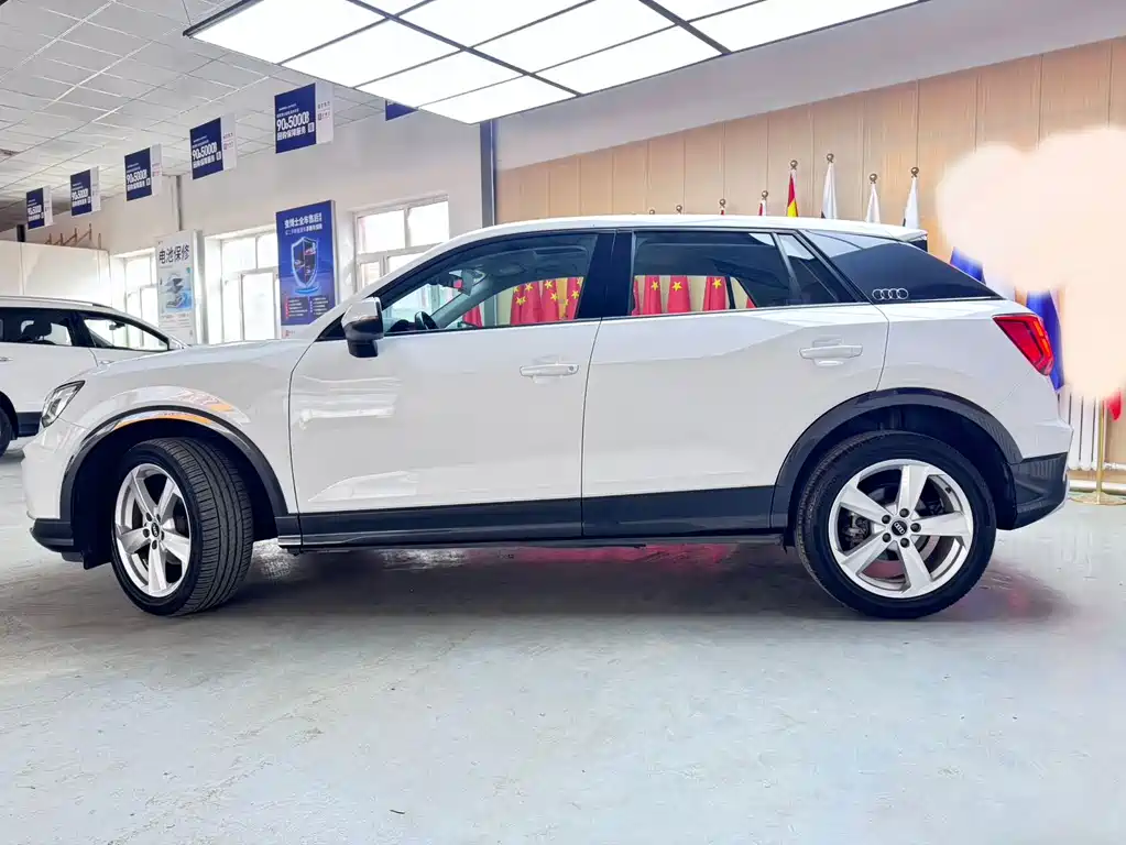 Audi Q2L — миниатюра 6