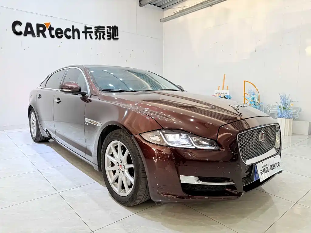 Jaguar XJ — миниатюра 3