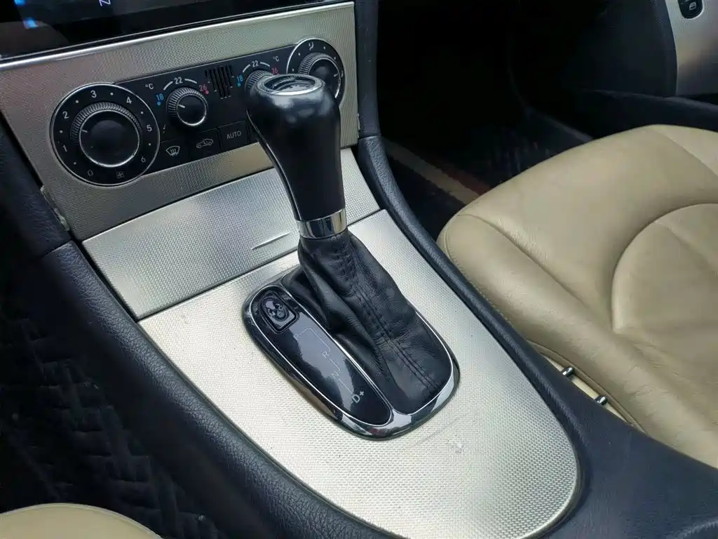 Mercedes-Benz CLK-Class — миниатюра 3