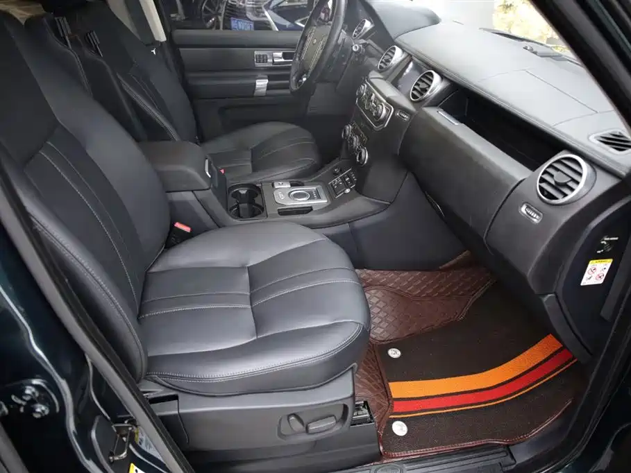Land Rover Discovery 2015 3.0 SC V6 HSE