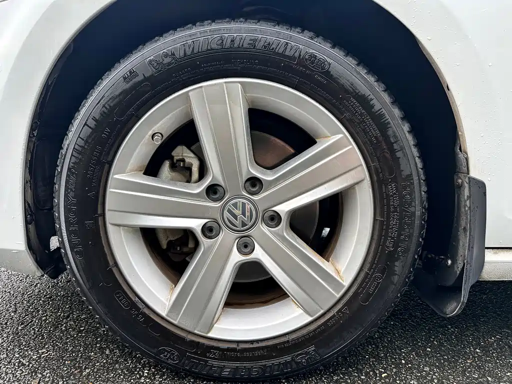 Volkswagen Golf — миниатюра 20