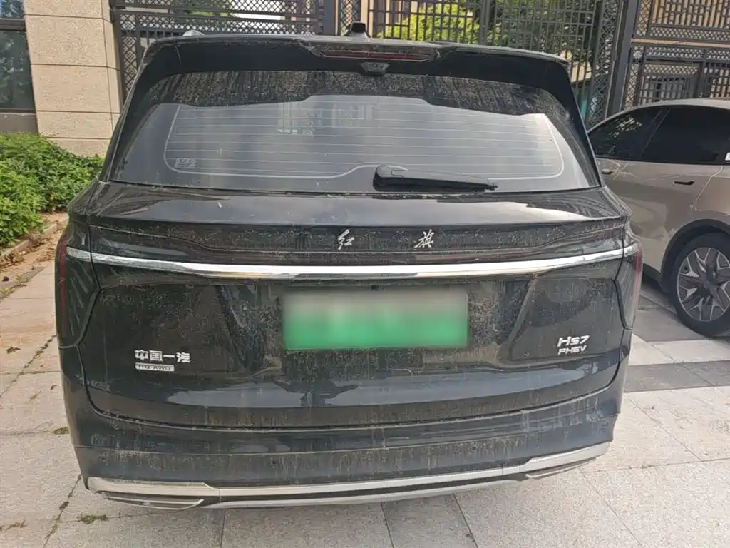 Hongqi HS7 PHEV 2024 2.0T PHEV 7 мест