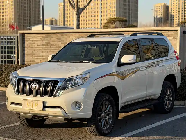 toyota prado