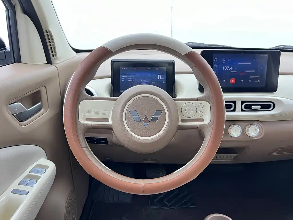Wuling Mini EV MINIEV 2025 Premium +