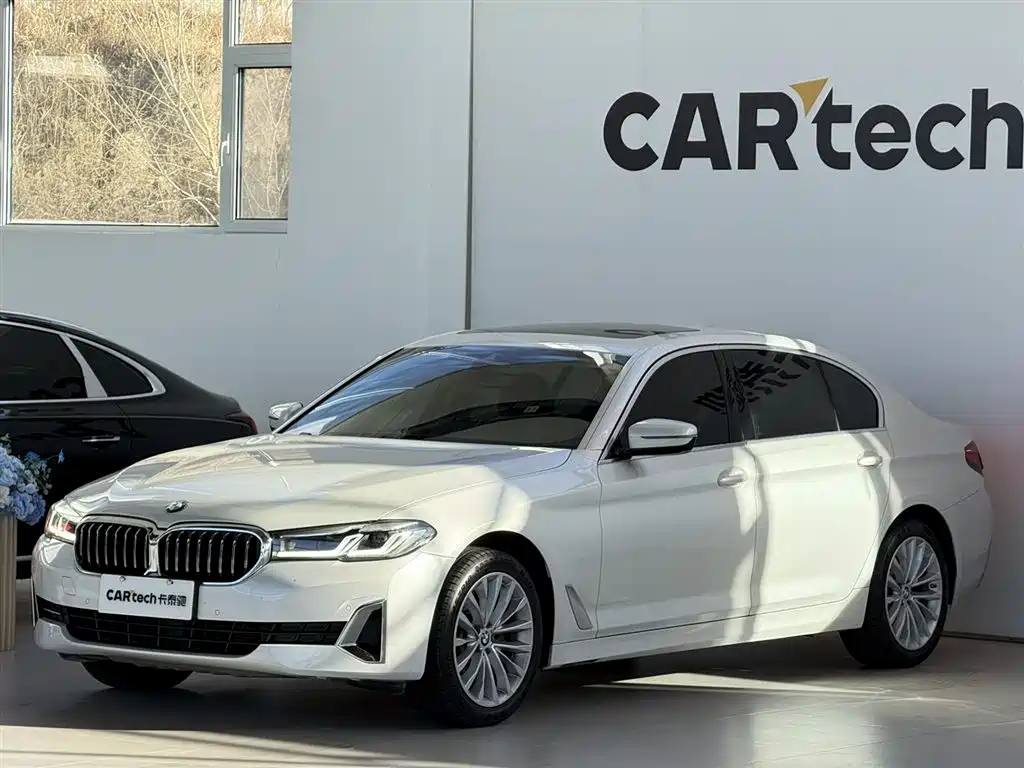 BMW 5 Series 2021