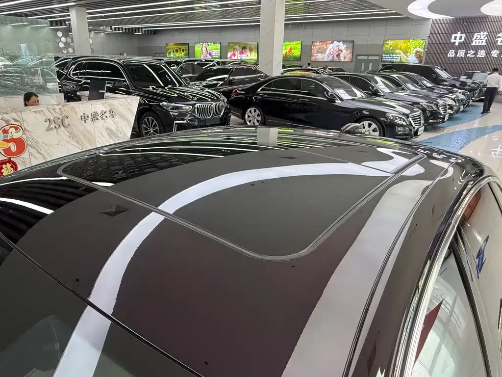 Hongqi H9 2020 2.0T