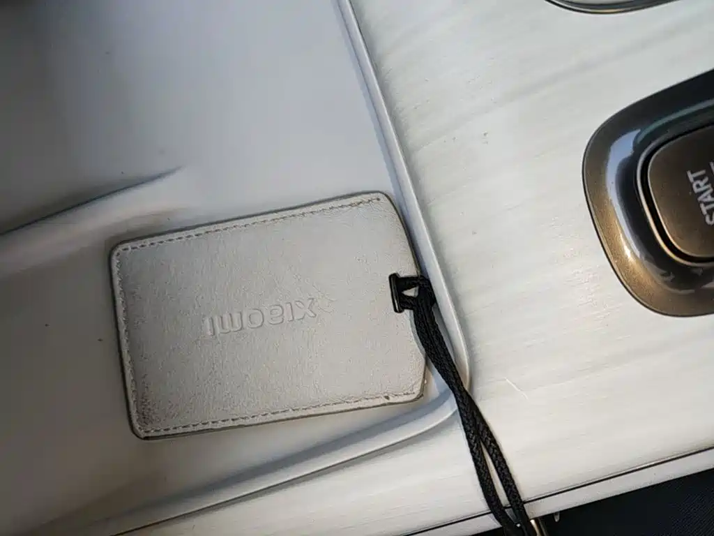 Xiaomi SU7 — миниатюра 9