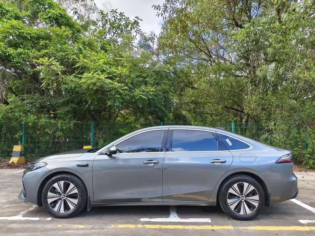 Geely Galaxy Galaxy A7 EM A7 EM 2025 EM-i 150km +
