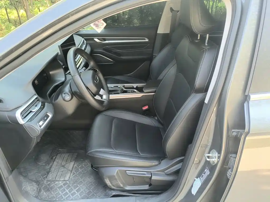 Geely Emgrand — миниатюра 15
