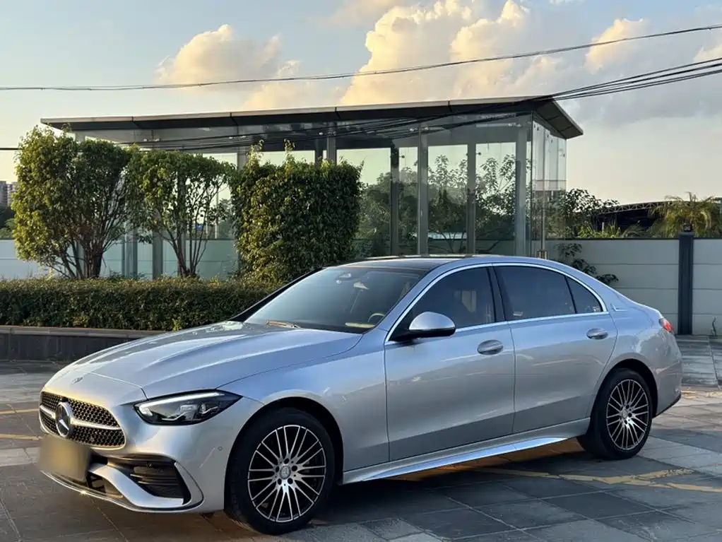 Mercedes-Benz C-Class — миниатюра 2
