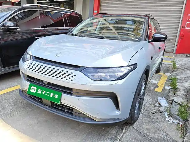 ZERO-RUNNING CAR ZERO RUN C11 2024