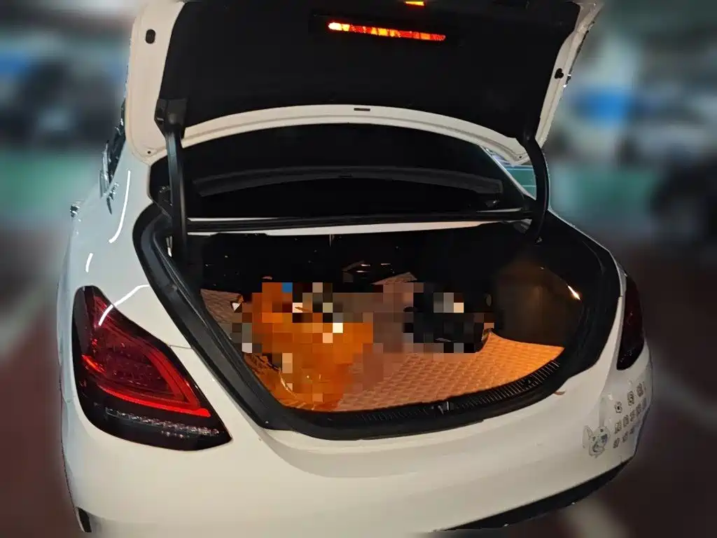 Mercedes-Benz C-Class — миниатюра 20
