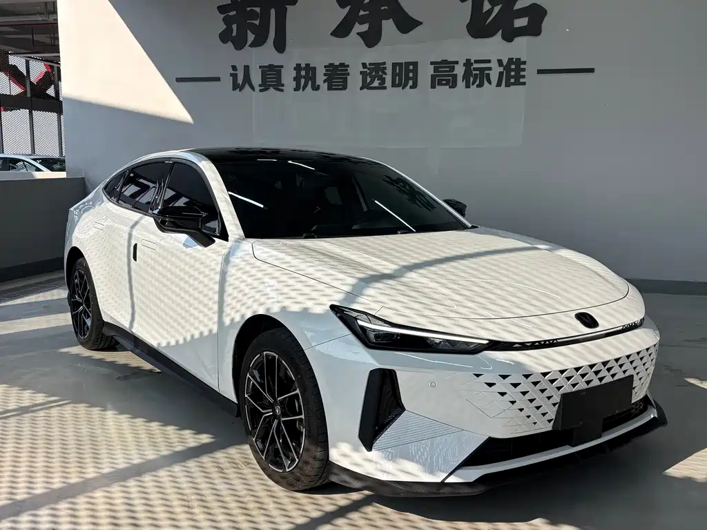 CHANGAN UNI V SMART IDD