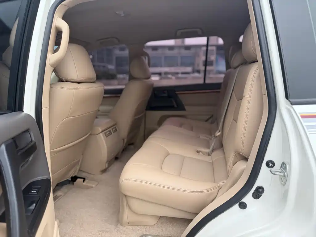 Toyota Land Cruiser 2015 4.0L V6