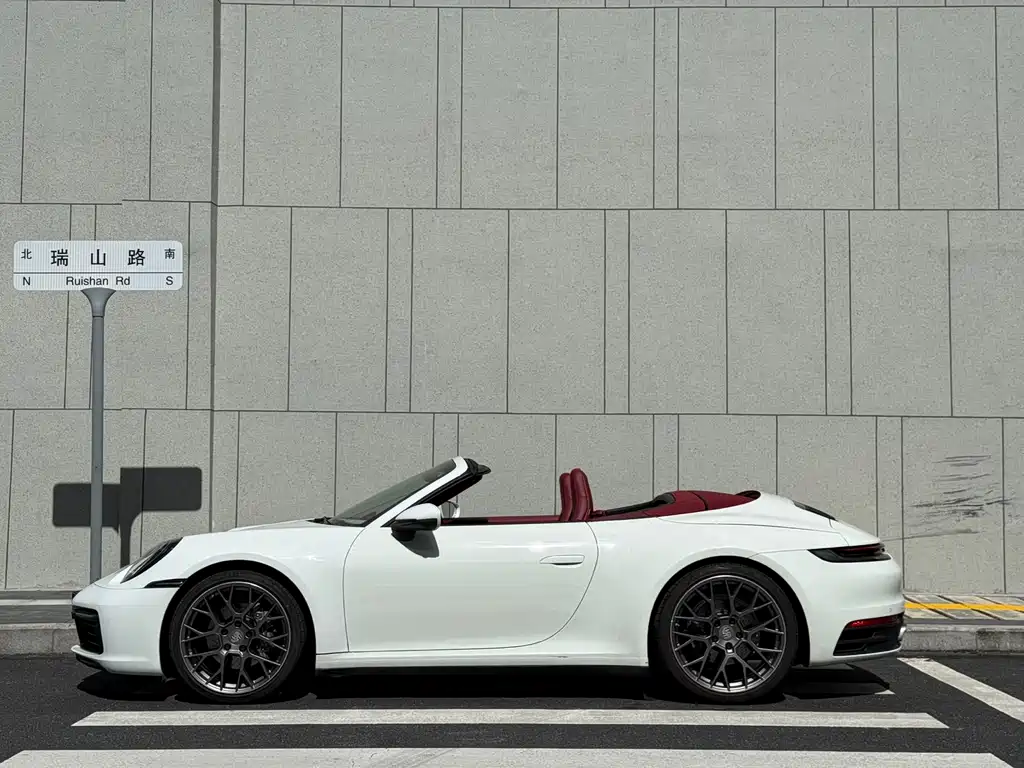 Porsche 911 2020 Carrera 4 Cabriolet 3.0T