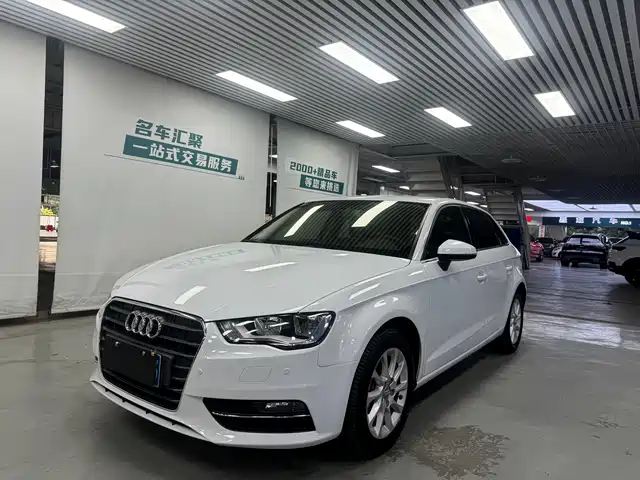 AUDI  A3 2017