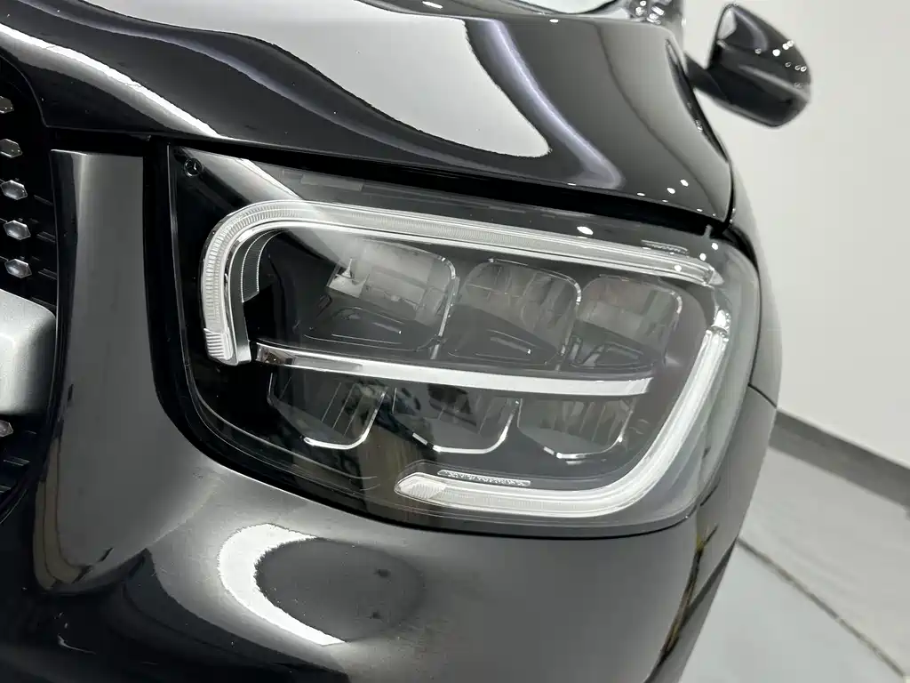 Mercedes-Benz GLC — миниатюра 22