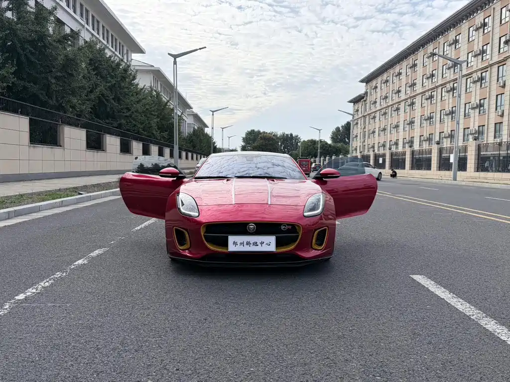Jaguar F-TYPE — миниатюра 12
