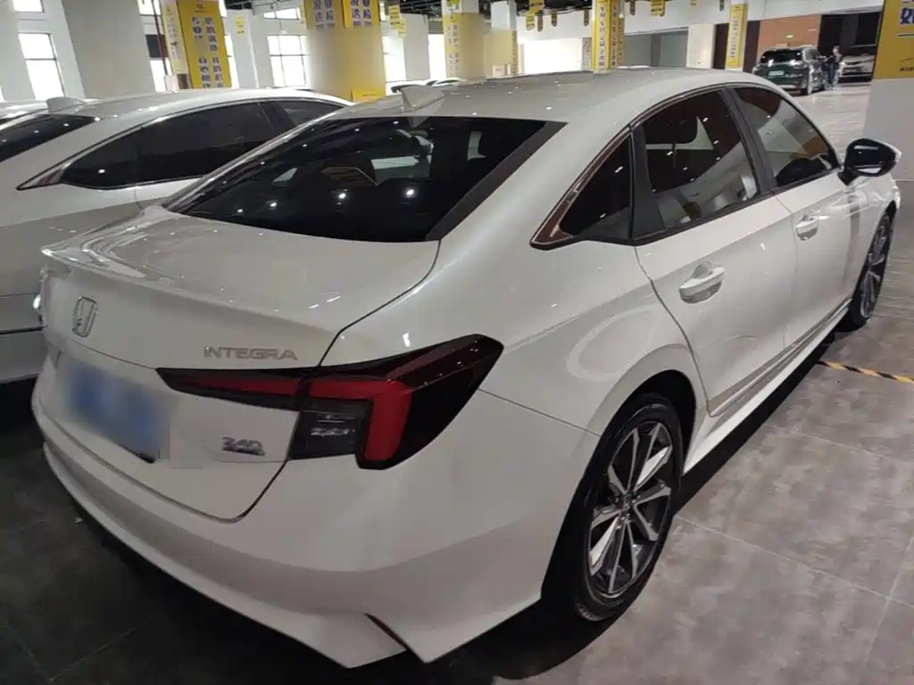 Honda Integra — миниатюра 7