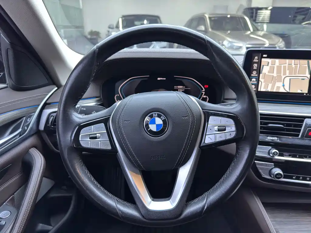 BMW 5 SERIES NEW ENERGY