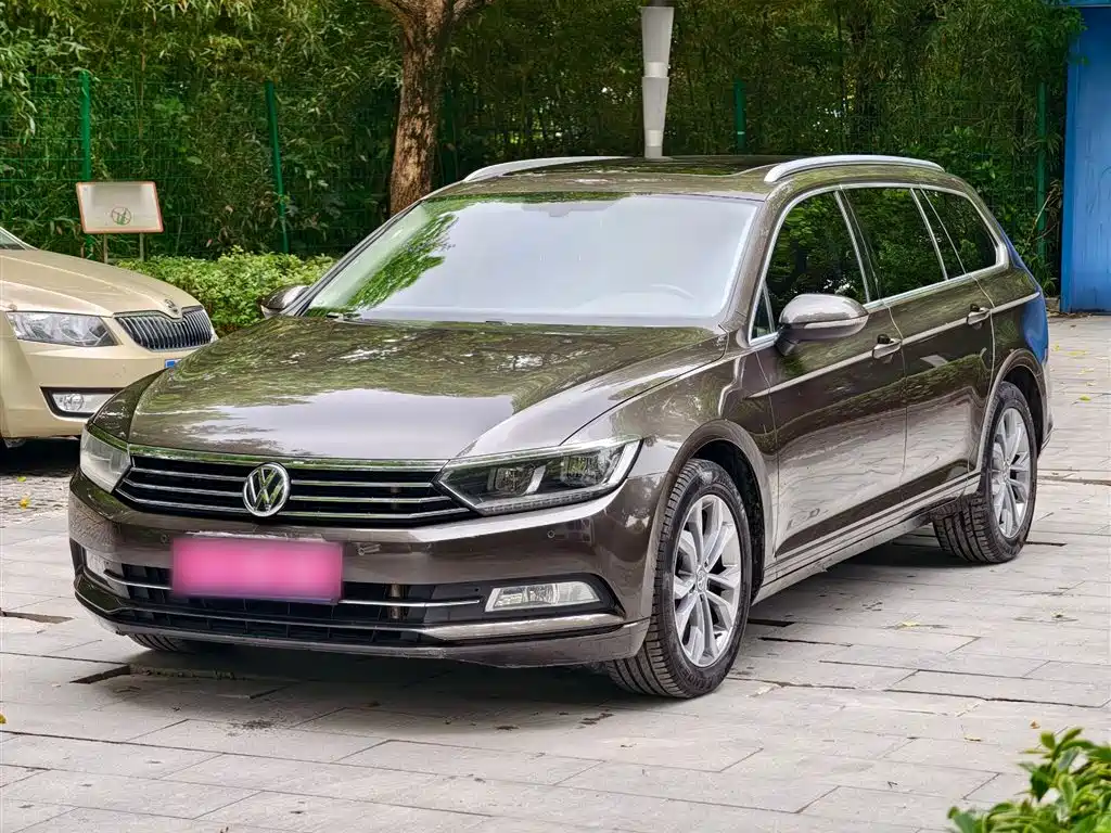 Volkswagen Viloran 2016