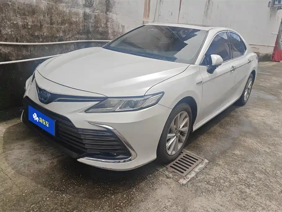 Toyota Camry 2021 Hybrid 2.5HGVP Leading Edition