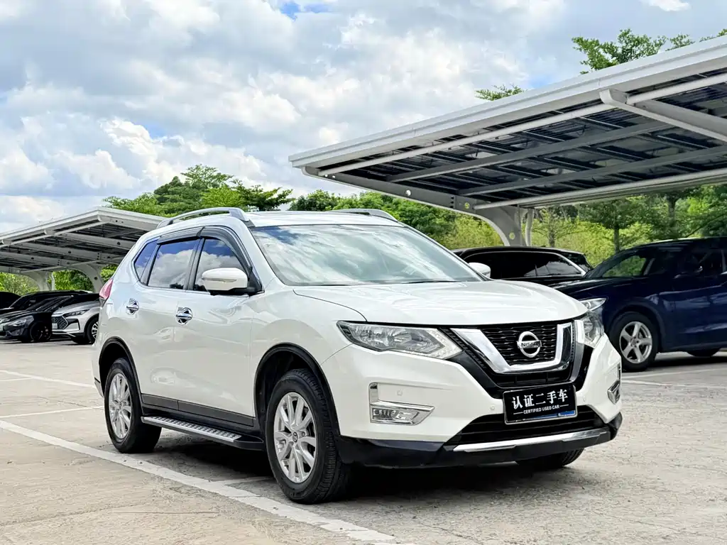 Nissan X-Trail 2017 2.0L CVT Comfort 2WD